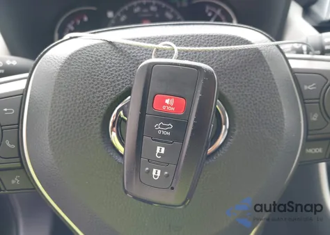 2024 Toyota Rav4 Xle Premium z USA, uszkodzony, nr VIN 2T3C1RFV0RC287528